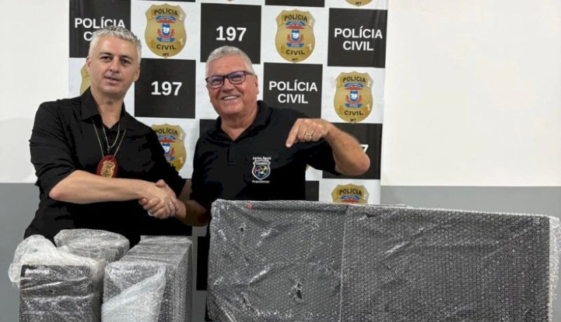 DEPOL recebe computadores do Conseg Matupaense