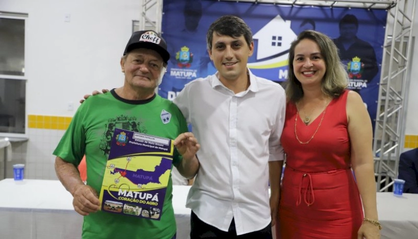 Moradores comemoram Titulação Definitiva do Bairro Bom Jardim