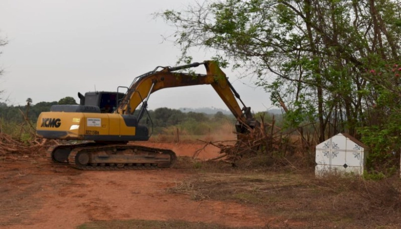 Cemitério Municipal Buritis está sendo revitalizado