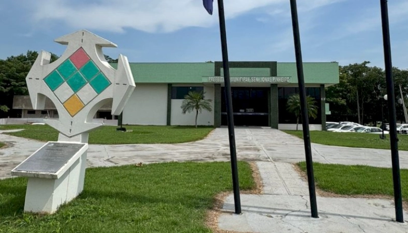 Prefeito Bruno Mena reforça medidas legais contra empresas que descumprem contratos públicos em Matupá