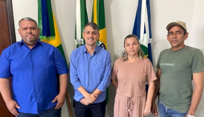 Prefeito Bruno Mena atende demanda da AAVIMAT