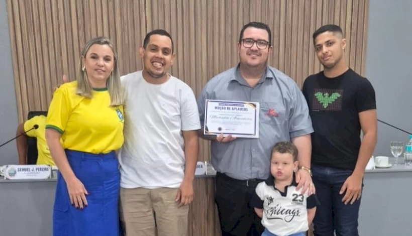 Autismo: Câmara homenageia empresas compromissadas com a causa em Matupá