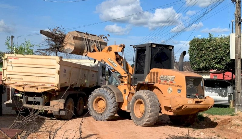 Segue Mutirão de Limpeza no Bairro Nova Esperança