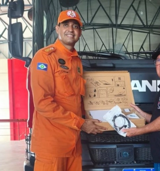CONSEG entrega Starlink para o Corpo de Bombeiros de Matupá