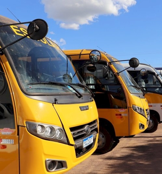 Por meio de Licitação Peixoto irá adquirir mais 5 ônibus escolares